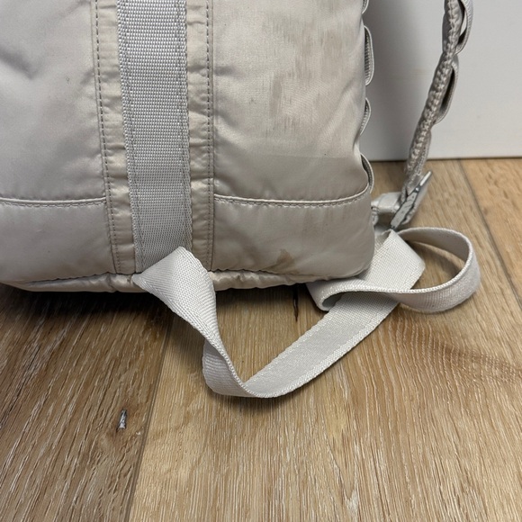 Dagne Dover nova sling bag. Color moonbeam. - Picture 6 of 13